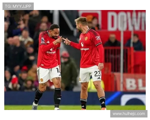 卡里克谈战术选择与欧冠目标称不认为球队使用伪九号策略 卡里克谈战术选择与欧冠目标称不认为球队使用伪九号策略